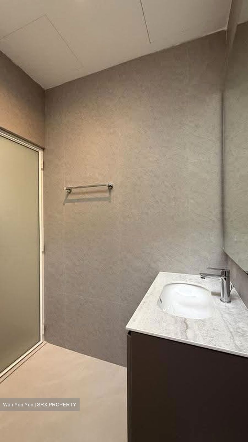 West Coast Gardens (D5), Terrace #615775441